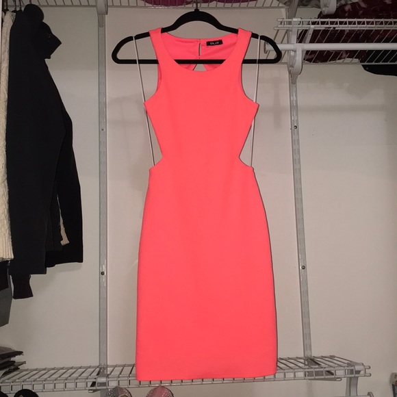 Neon pink dress - Picture 1 of 5